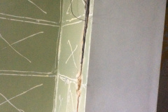 68927B1A-9AE9-465C-B3A1-B54DECAEADE1